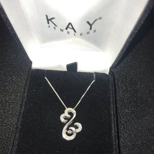 Kay jewelers necklace in box